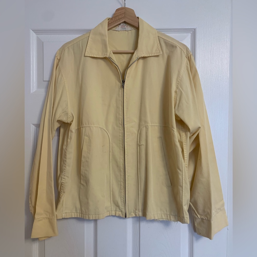 Men’s Vintage Fawn Sportswear Windbreaker style jacket, cream, 40